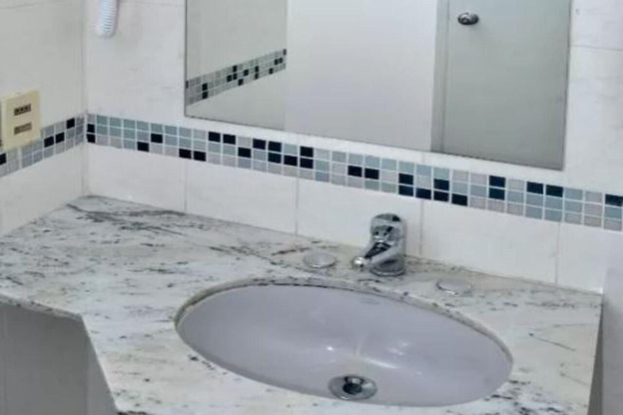Hotel Hispano Montevideo Bagian luar foto