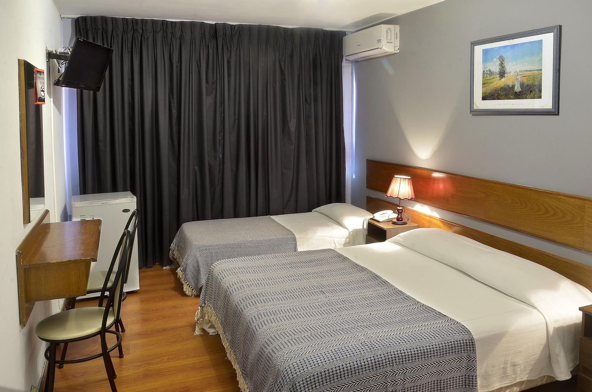 Hotel Hispano Montevideo Bagian luar foto