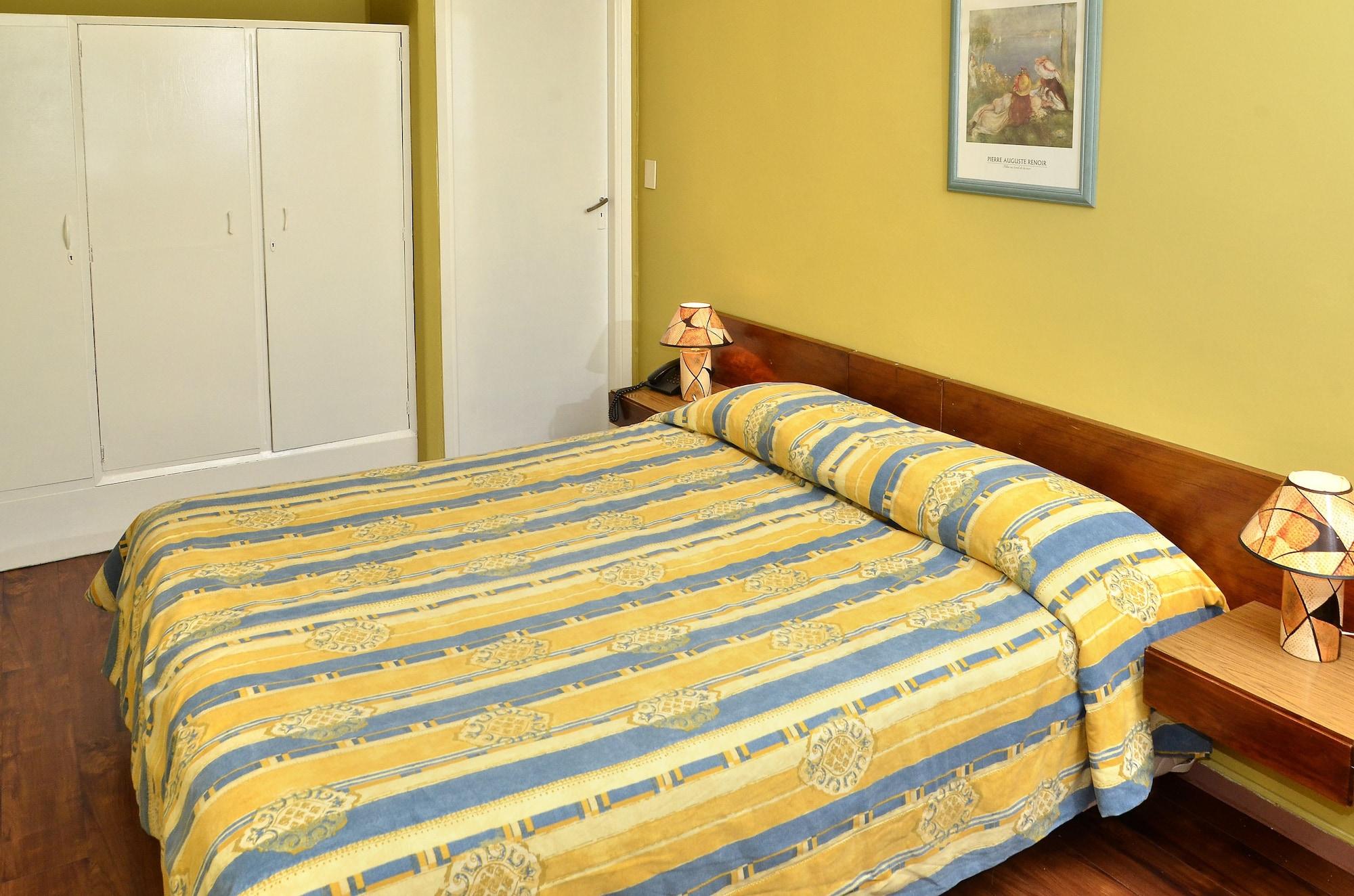 Hotel Hispano Montevideo Bagian luar foto
