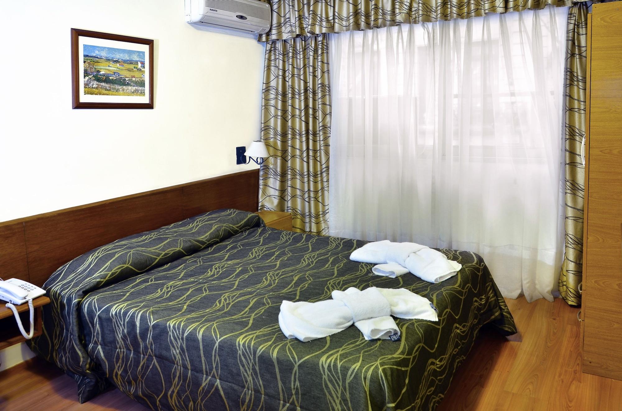 Hotel Hispano Montevideo Bagian luar foto