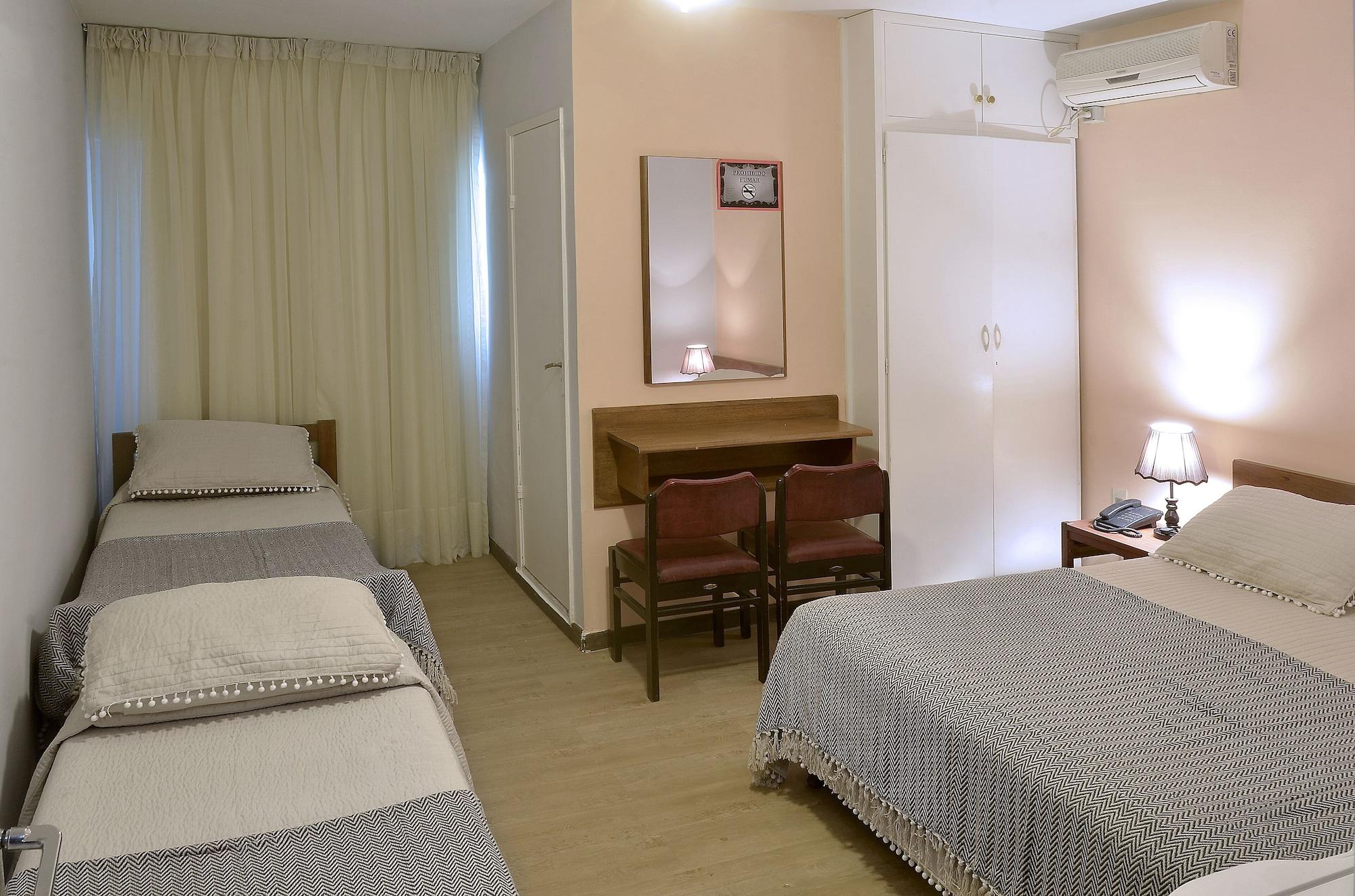 Hotel Hispano Montevideo Bagian luar foto