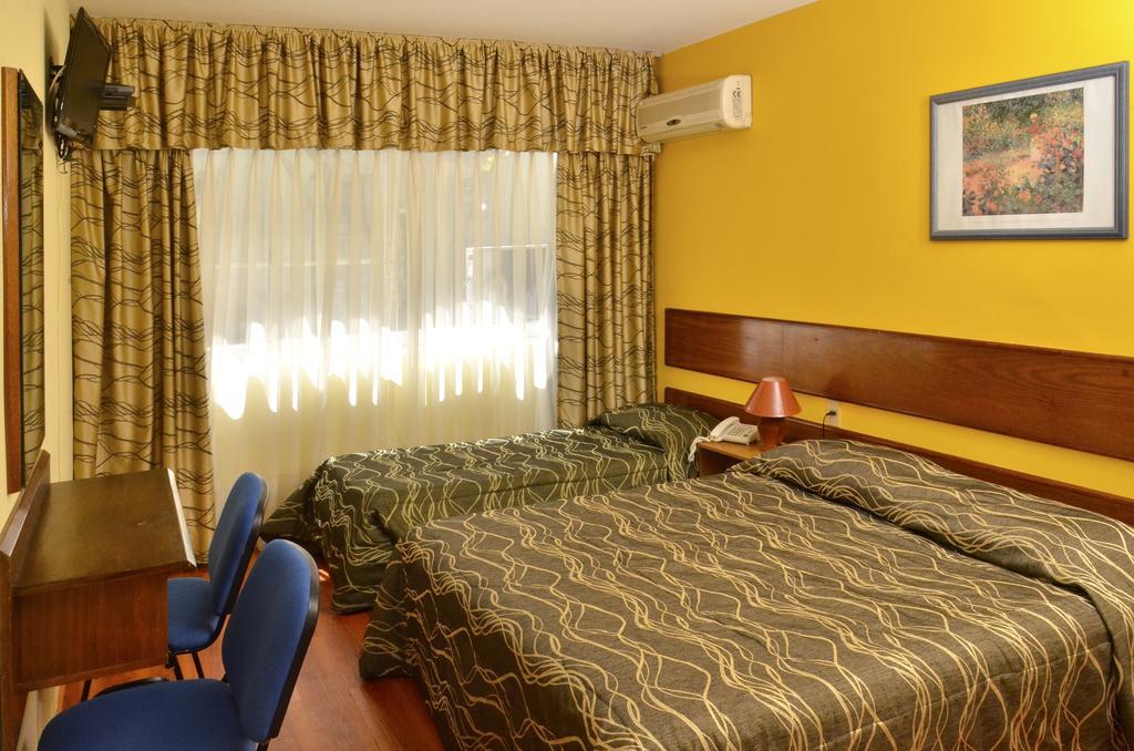 Hotel Hispano Montevideo Bagian luar foto